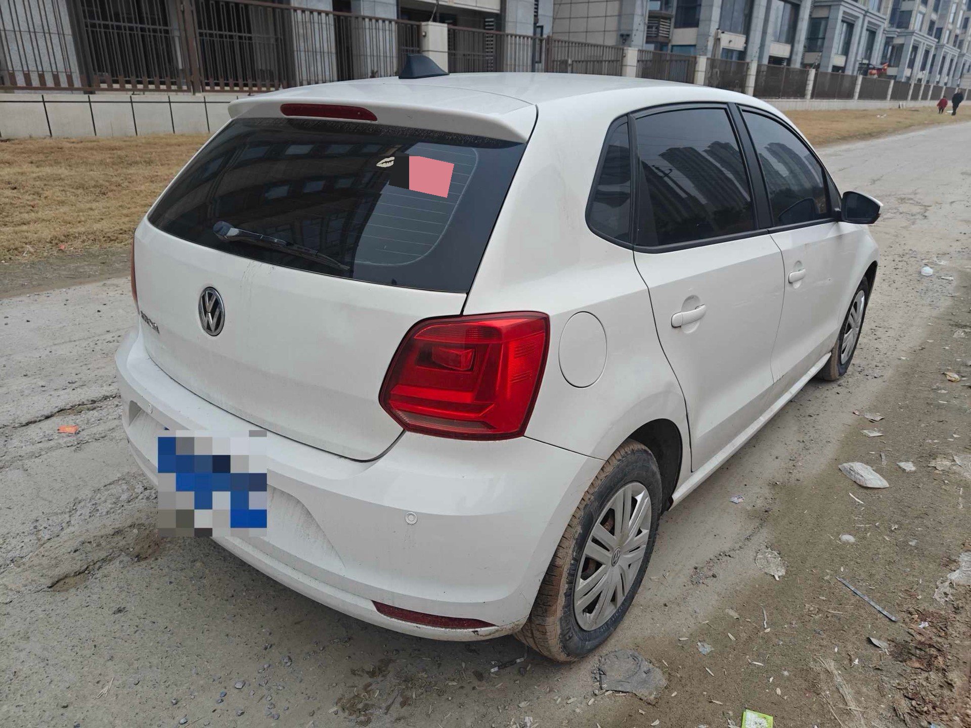 Volkswagen Polo 2017 car image #3