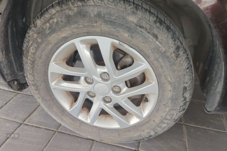 GEELY Emgrand 2016 car image #9