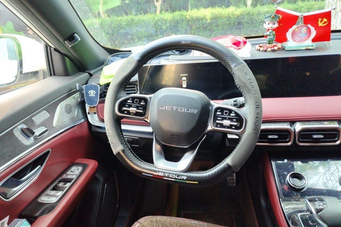 Jetour X70 PLUS 2022 #22 Jetour X70 PLUS 2022 car image #22