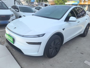 Tesla Model Y 2026 car image 