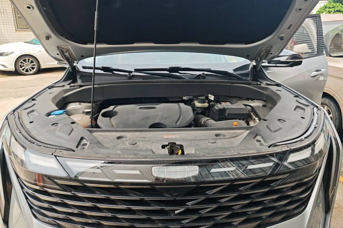 GEELY Boyue L 2023 car image #10