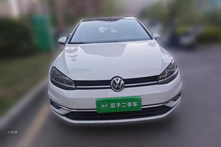 Volkswagen Golf 2019 car image #3