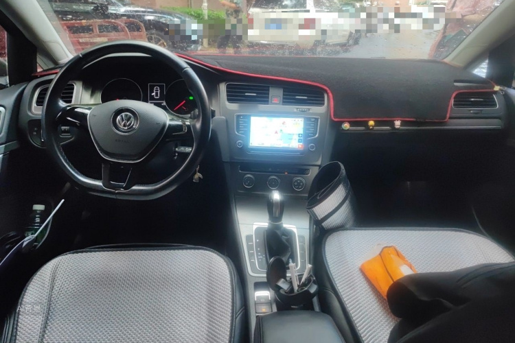 Volkswagen Golf 2015 car image #11