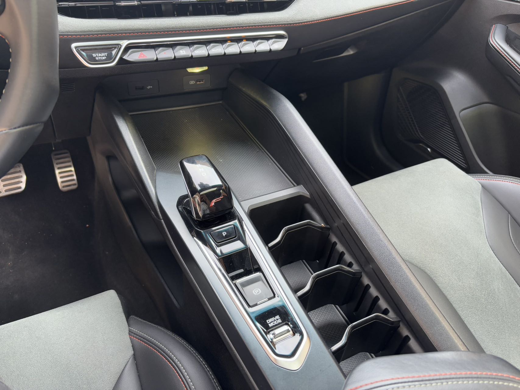 GEELY Binray 2022 imagem de carro #8