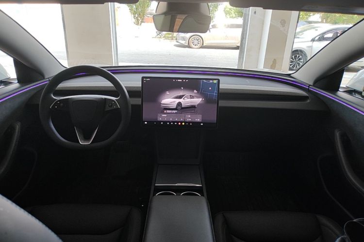 Tesla Model 3 2025 #10 Tesla Model 3 2025 car image #10