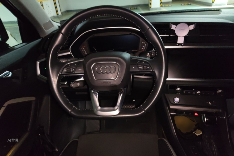Audi Q3 2020 #12 Audi Q3 2020 car image #12