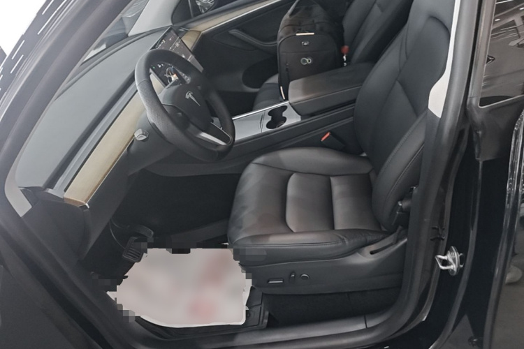 Tesla Model Y 2021 #15 Tesla Model Y 2021 car image #15