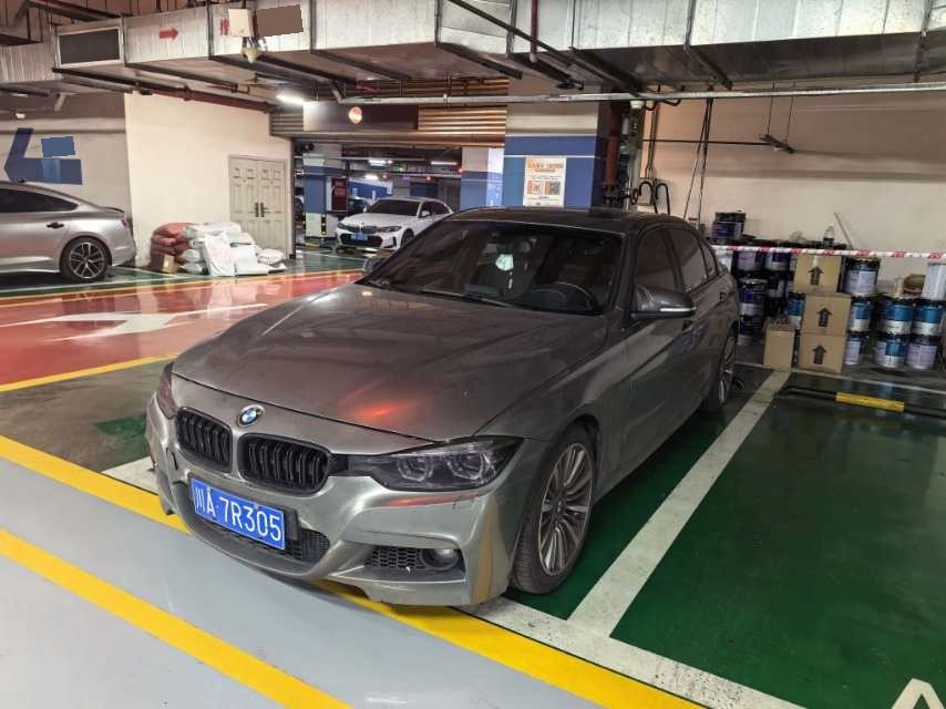 BMW 3 Series 2019 car image 