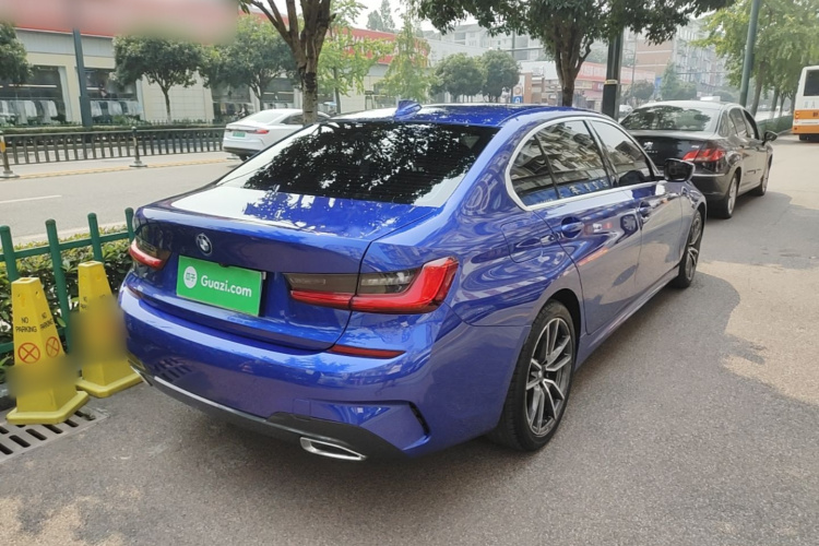 BMW 3 Series 2020 car image #7