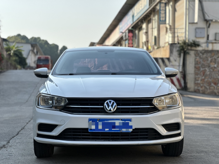 Volkswagen Bora 2018 car image #2