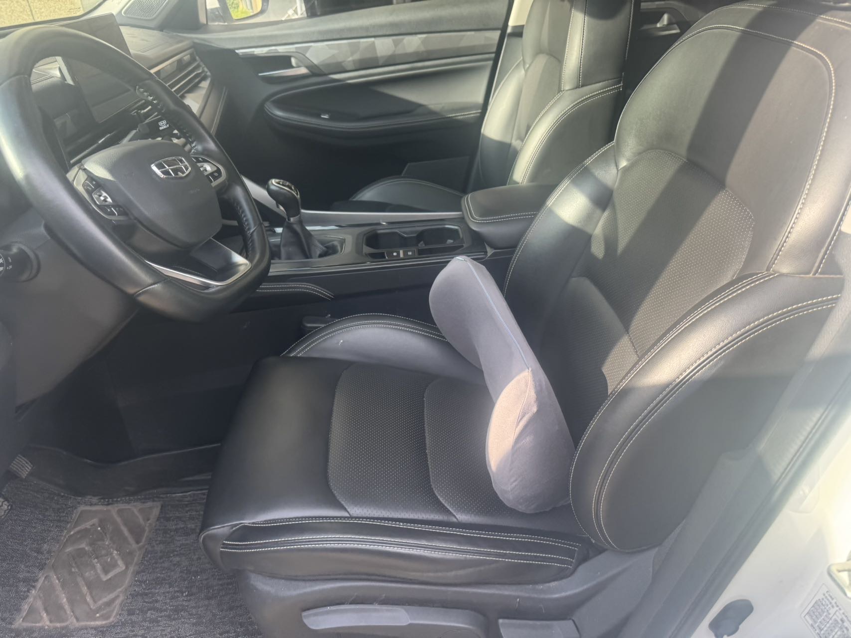 GEELY Vision X6 2021 #4 GEELY Vision X6 2021 immagine di auto #4