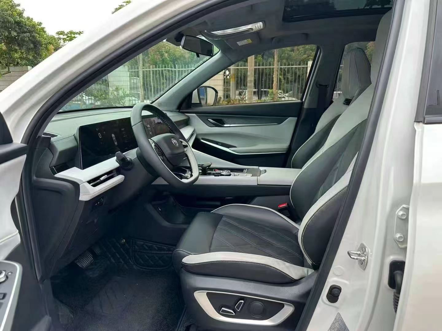 Changan CS75 Plus 2023 #4 Changan CS75 Plus 2023 car image #4