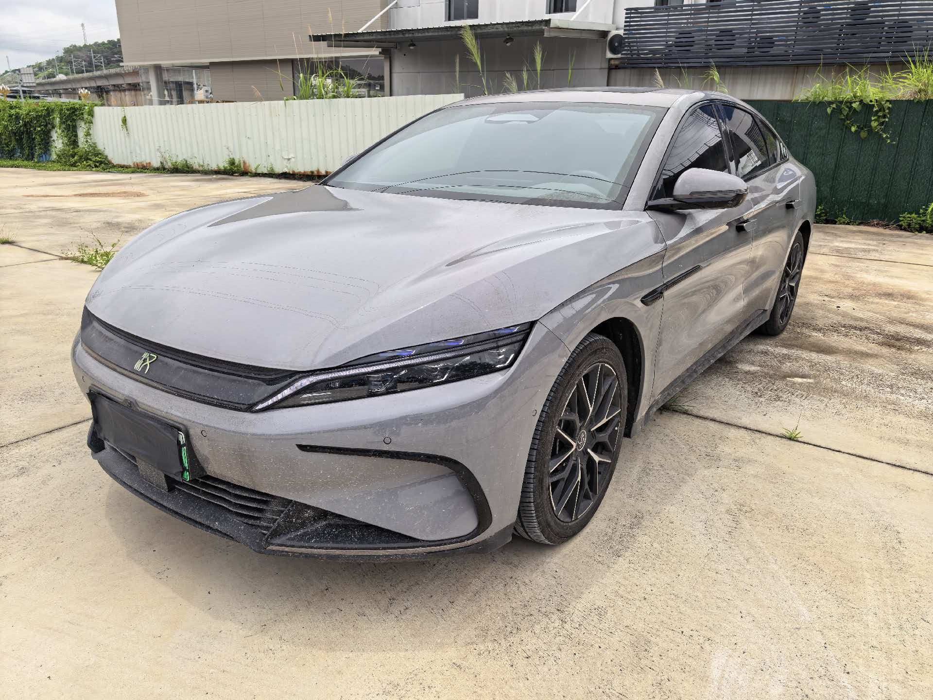 BYD Han 2025 car image 