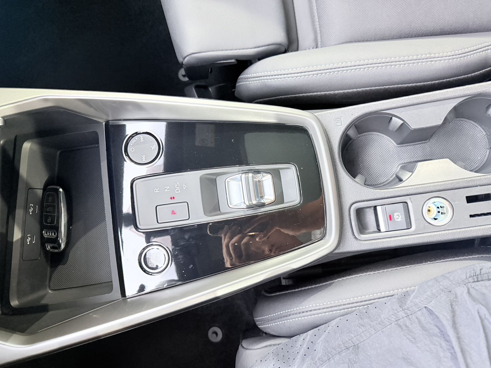 Audi A3 2022 car image #13