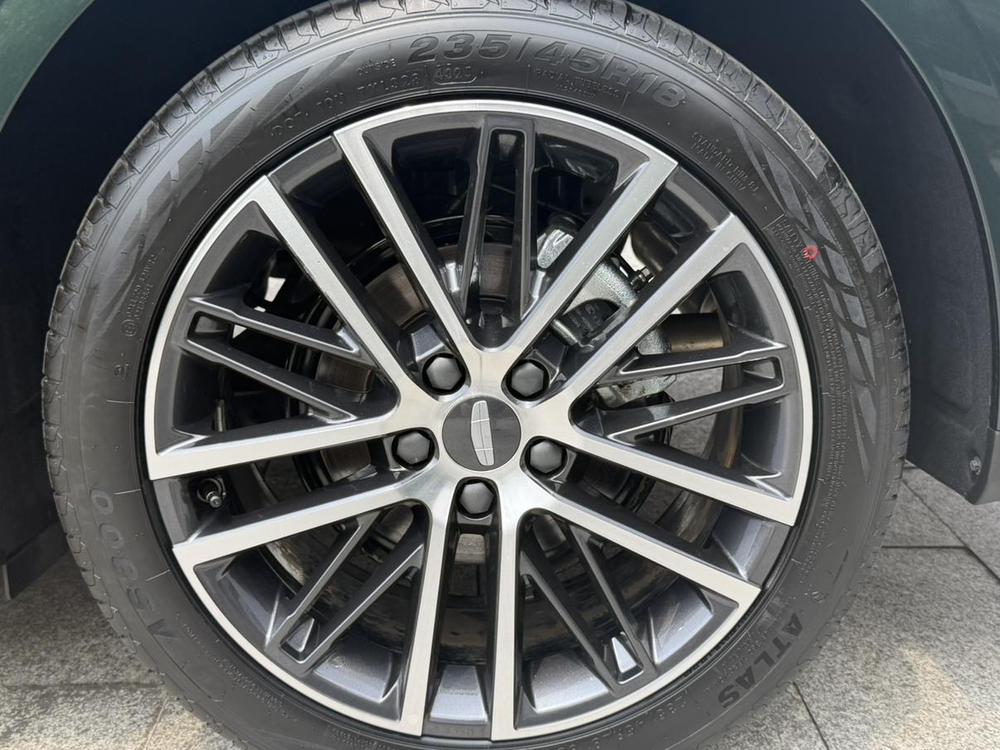 GEELY Emgrand 2025 immagine di auto #7