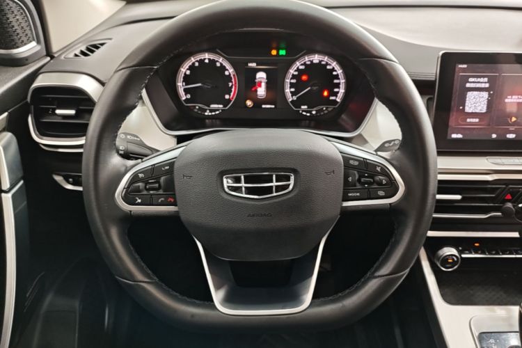 GEELY Coolray 2021 image de voiture #11