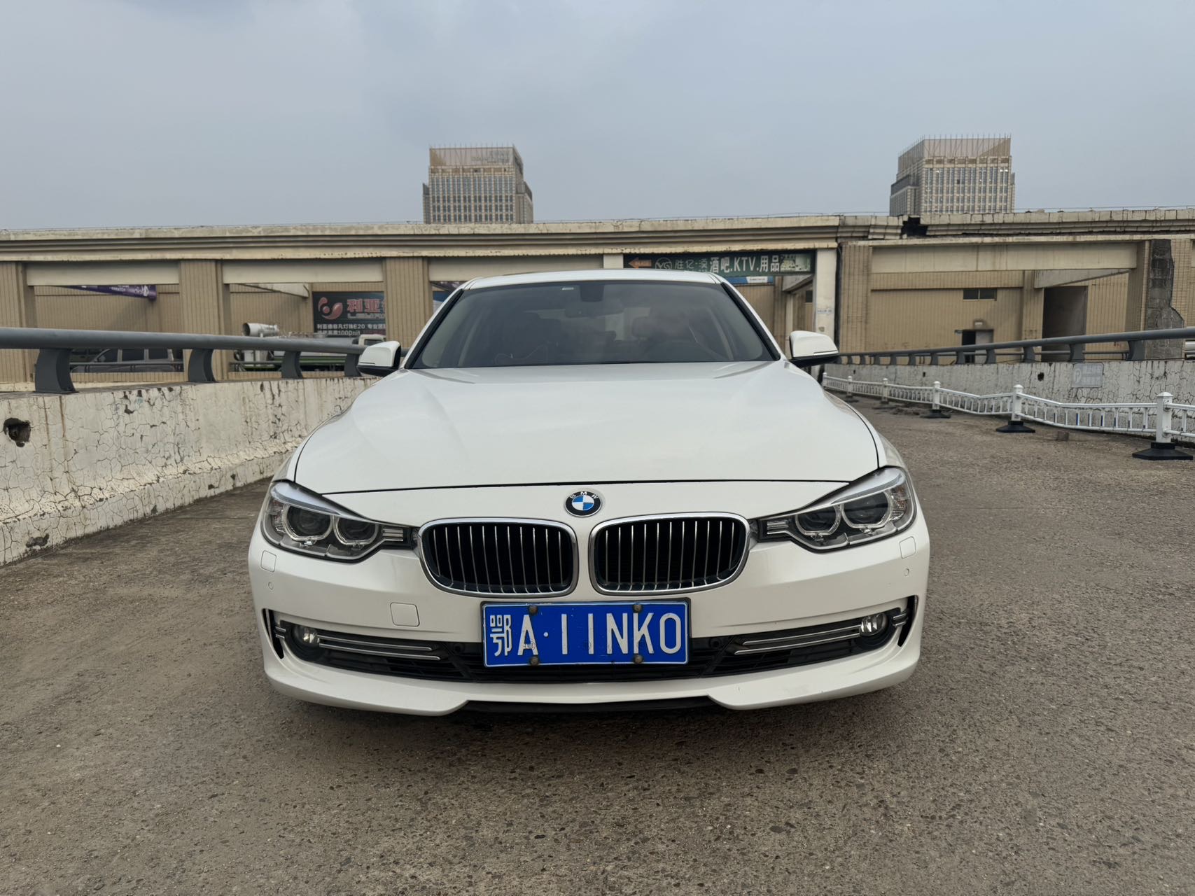 BMW 3 Series 2015 #4 BMW 3 Series 2015 car image #4