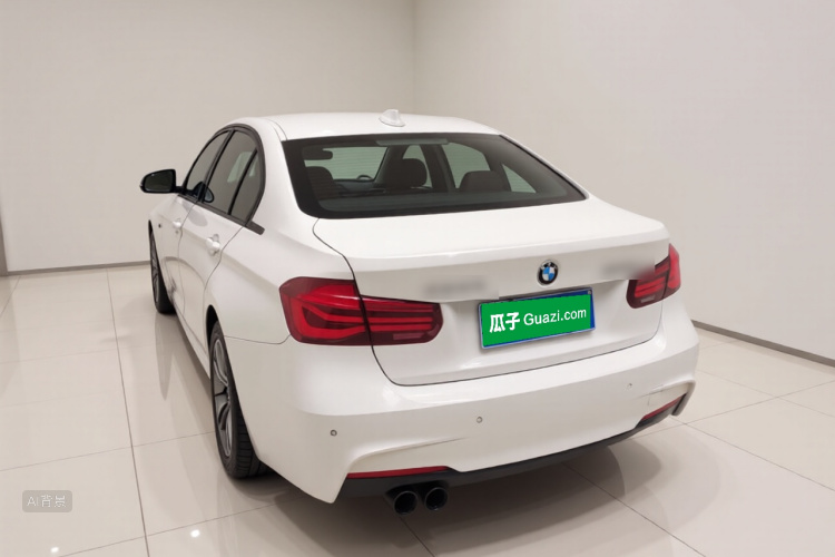 BMW 3 Series 2018 car image #5