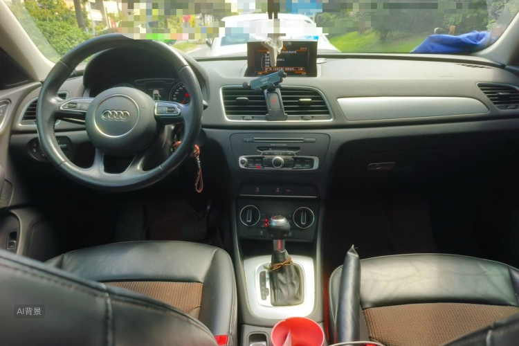 Audi Q3 2017 immagine di auto #11