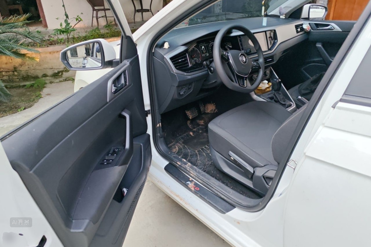 Volkswagen Polo 2020 صورة سيارة #18