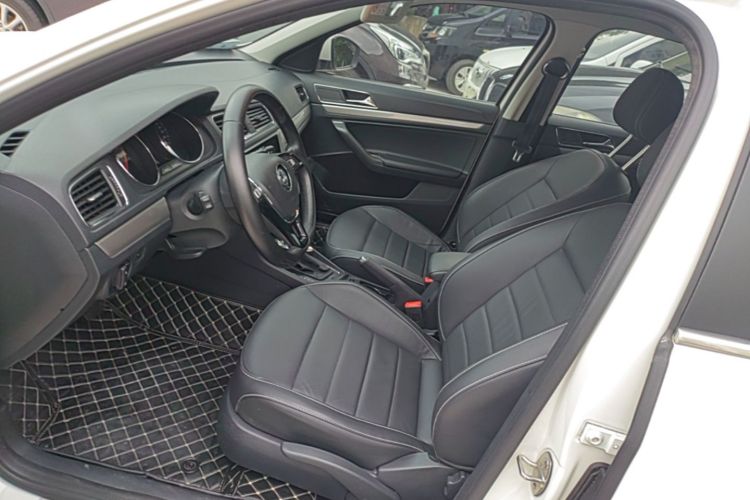 Volkswagen Lavida 2018 #19 Volkswagen Lavida 2018 car image #19