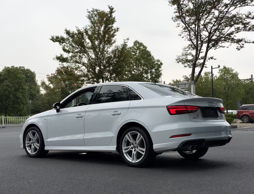 Audi A3 2020 car image #4
