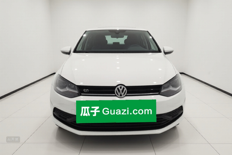 Volkswagen Polo 2015 car image #3