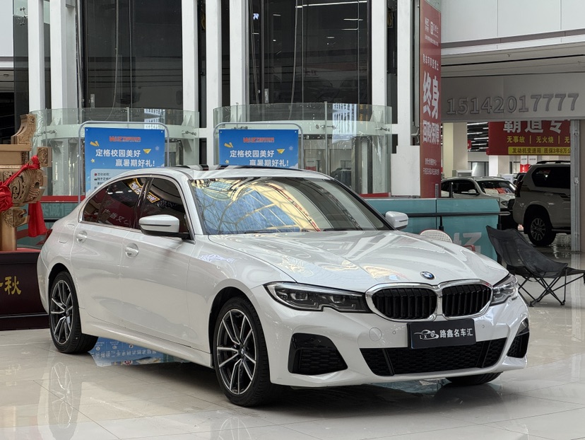 BMW 3 Series 2021 car image #3