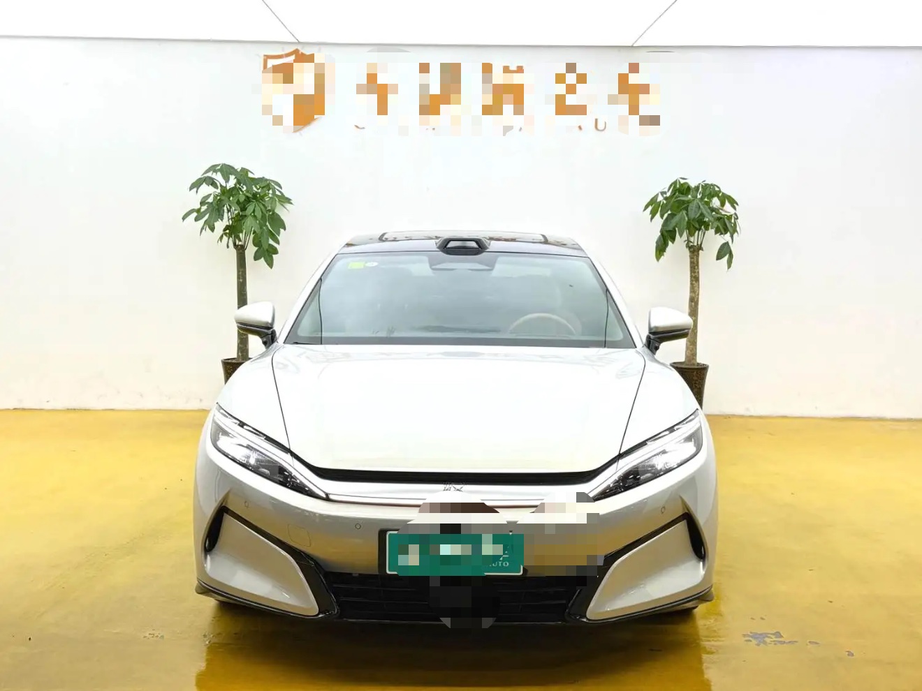 BYD HanL 2025 car image #2