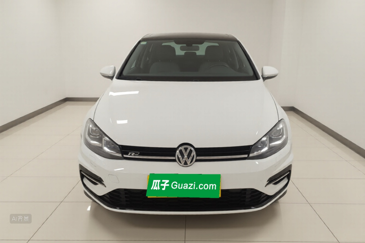 Volkswagen Golf 2018 car image #3