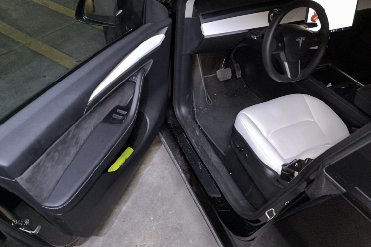 Tesla Model Y 2021 #18 Tesla Model Y 2021 car image #18