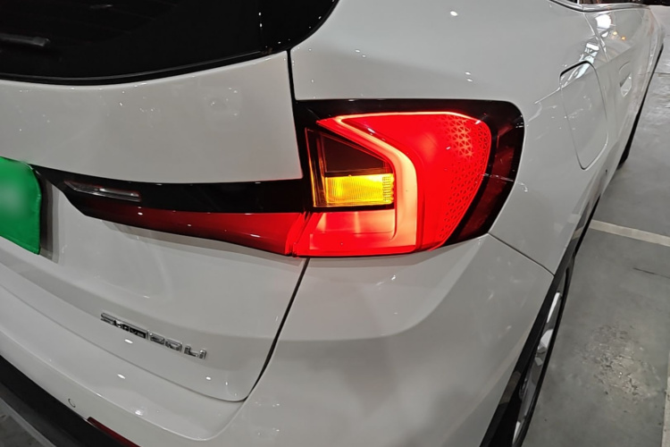 BMW X1 2023 #8 BMW X1 2023 car image #8