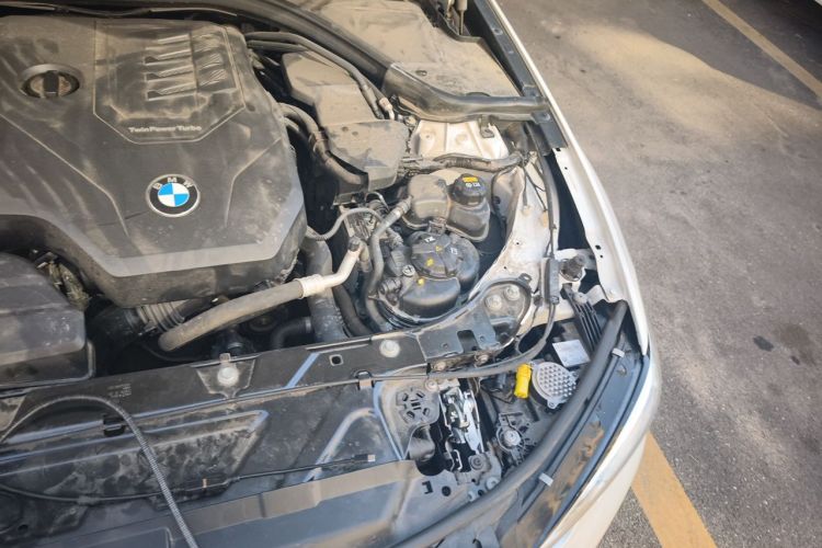 BMW 3 Series 2020 صورة سيارة #23