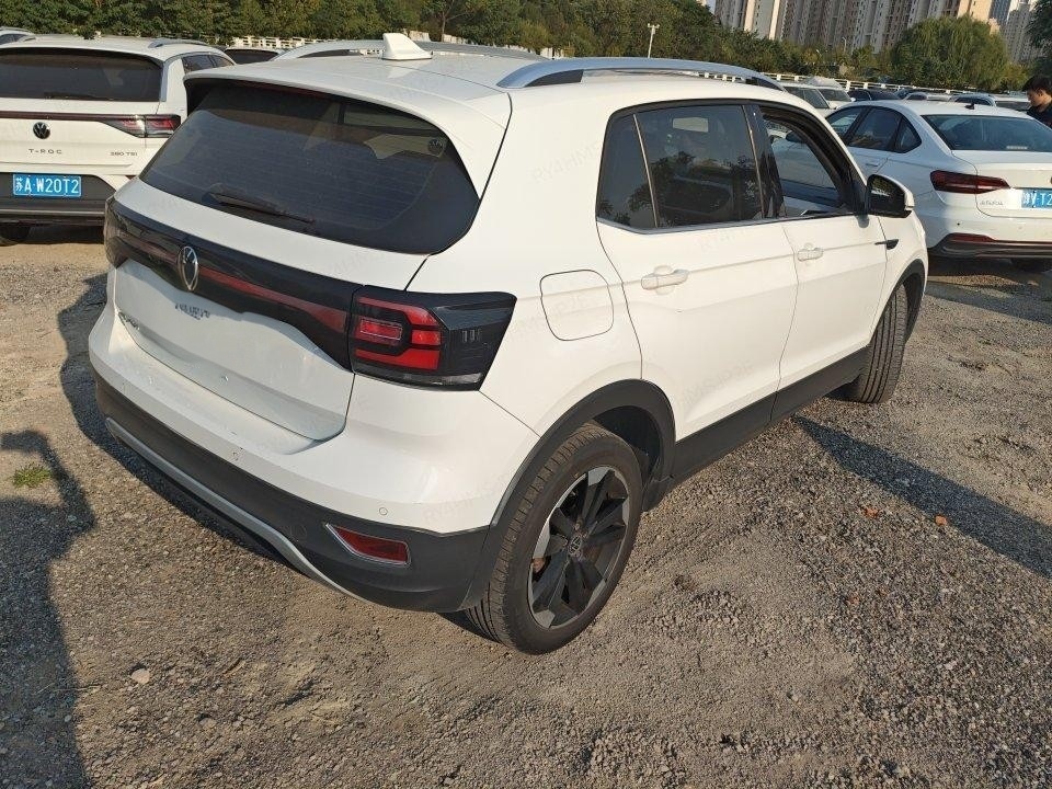 Volkswagen Tacqua 2023 #8 Volkswagen Tacqua 2023 صورة سيارة #8