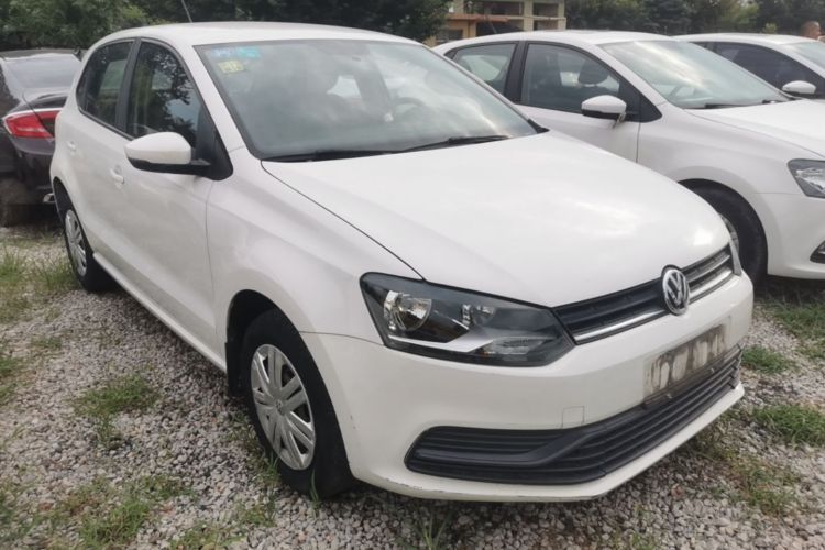 Volkswagen Polo 2016 car image #4
