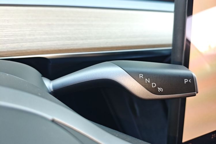 Tesla Model 3 2023 #14 Tesla Model 3 2023 car image #14