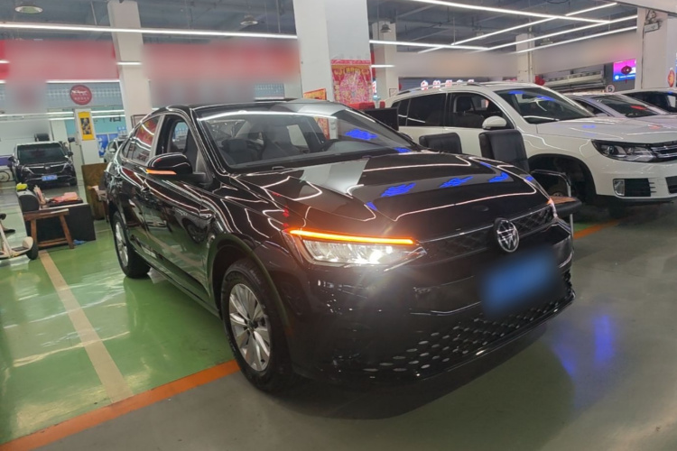 Volkswagen Lavida 2026 car image #4