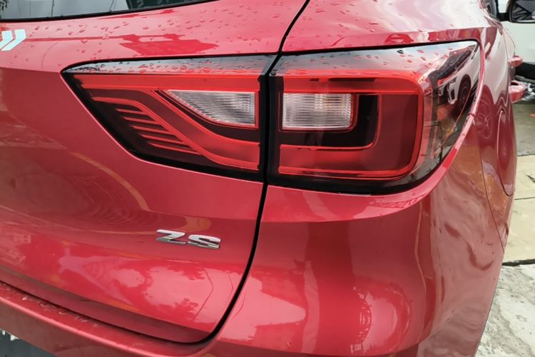 MG ZS 2019 car image #8