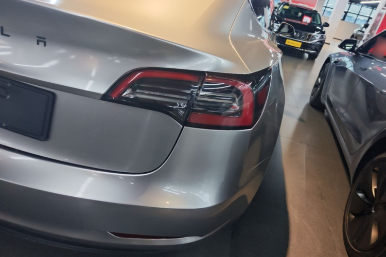 Tesla Model 3 2022 imagem de carro #8