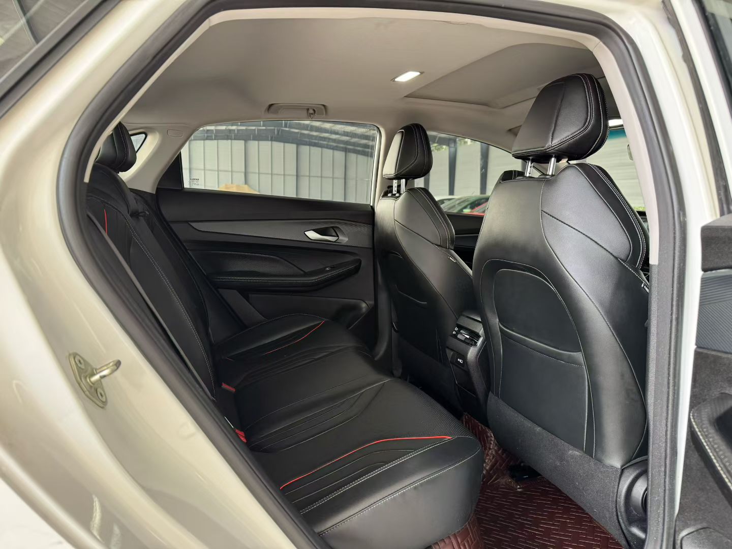 GEELY Binray 2023 car image #6