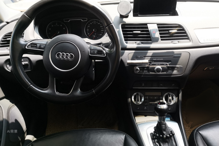 Audi Q3 2015 #11 Audi Q3 2015 car image #11