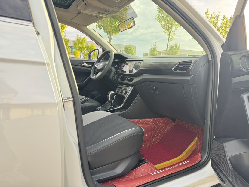 Volkswagen Tacqua 2021 #6 Volkswagen Tacqua 2021 car image #6