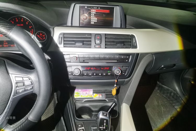 BMW 3 Series GT 2016 immagine di auto #15