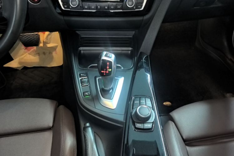 BMW 3 Series 2018 #14 BMW 3 Series 2018 image de voiture #14