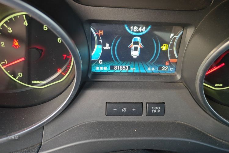 BYD Yuan 2017 #14 BYD Yuan 2017 car image #14