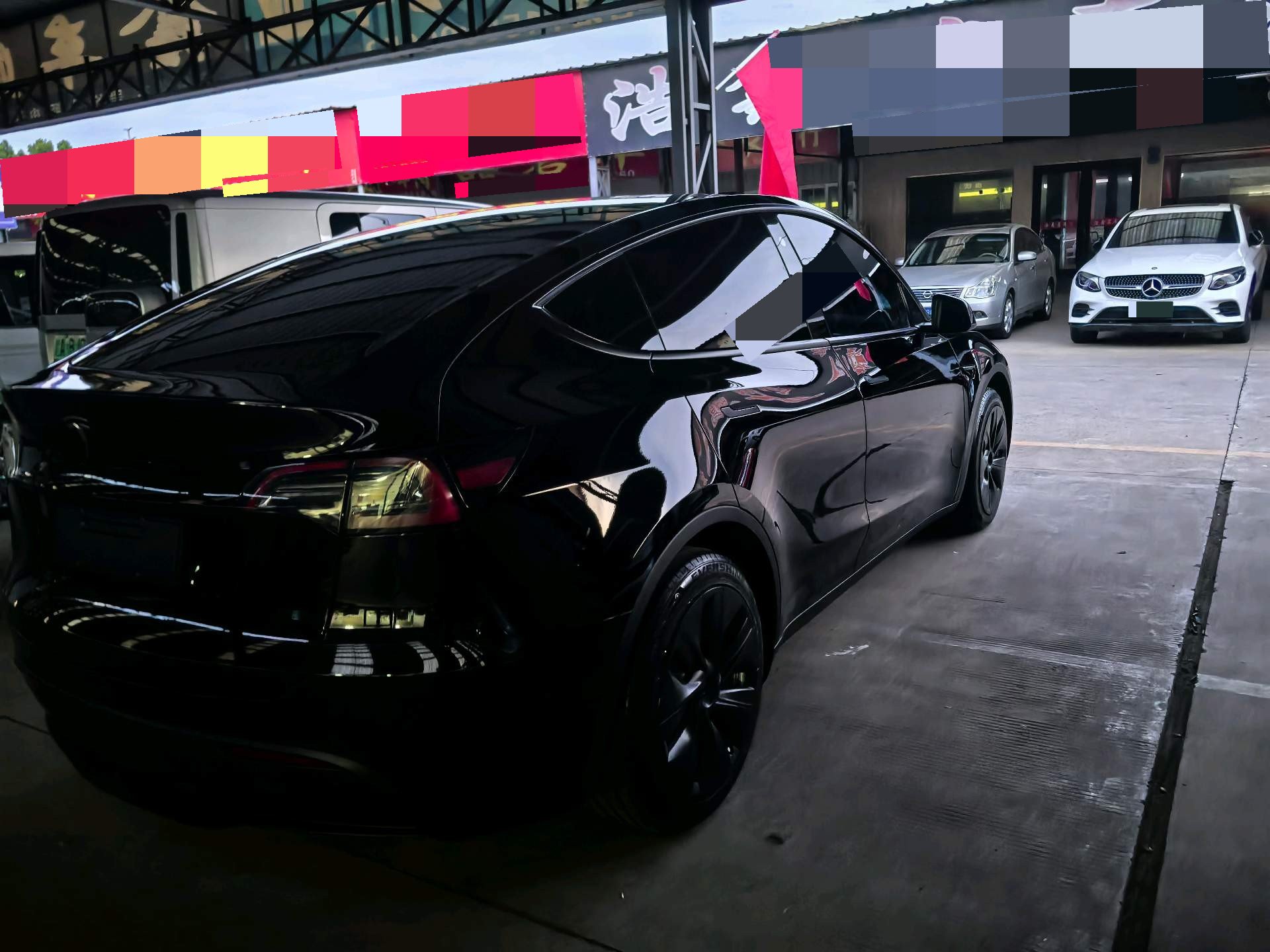 Tesla Model Y 2023 #8 Tesla Model Y 2023 immagine di auto #8