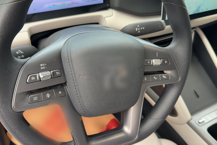 BYD YuanUP 2025 car image #15