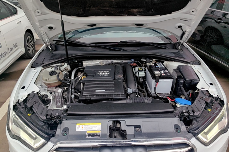 Audi A3 2017 car image #20