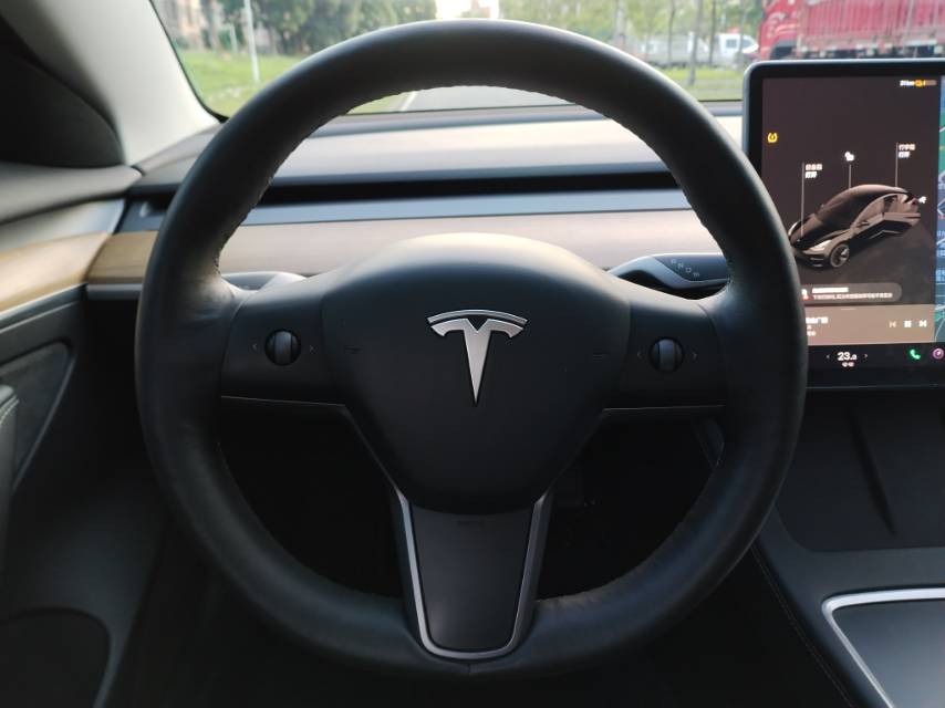 Tesla Model 3 2023 #13 Tesla Model 3 2023 car image #13