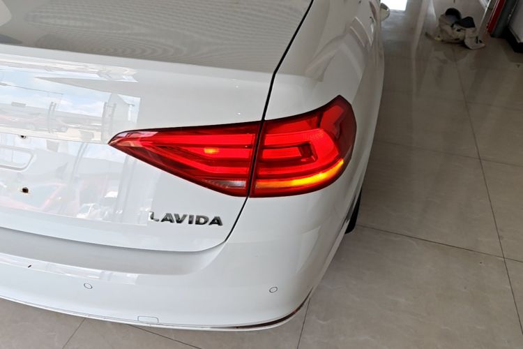 Volkswagen Lavida 2019 #8 Volkswagen Lavida 2019 car image #8